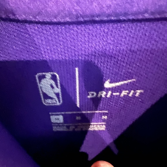 Nike Lakers Polo Size Medium - Picture 2 of 3